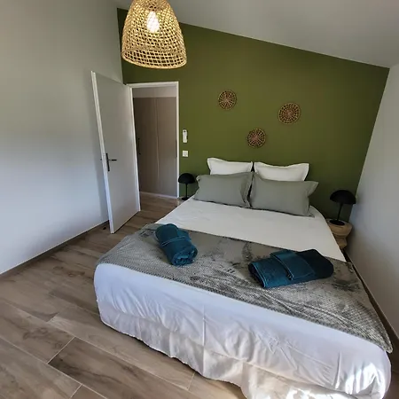 بيت ضيافة La Bastide De L'adrech 2*